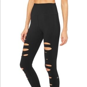 ALO Yoga 7/8 High-Waist Ripped Warrior